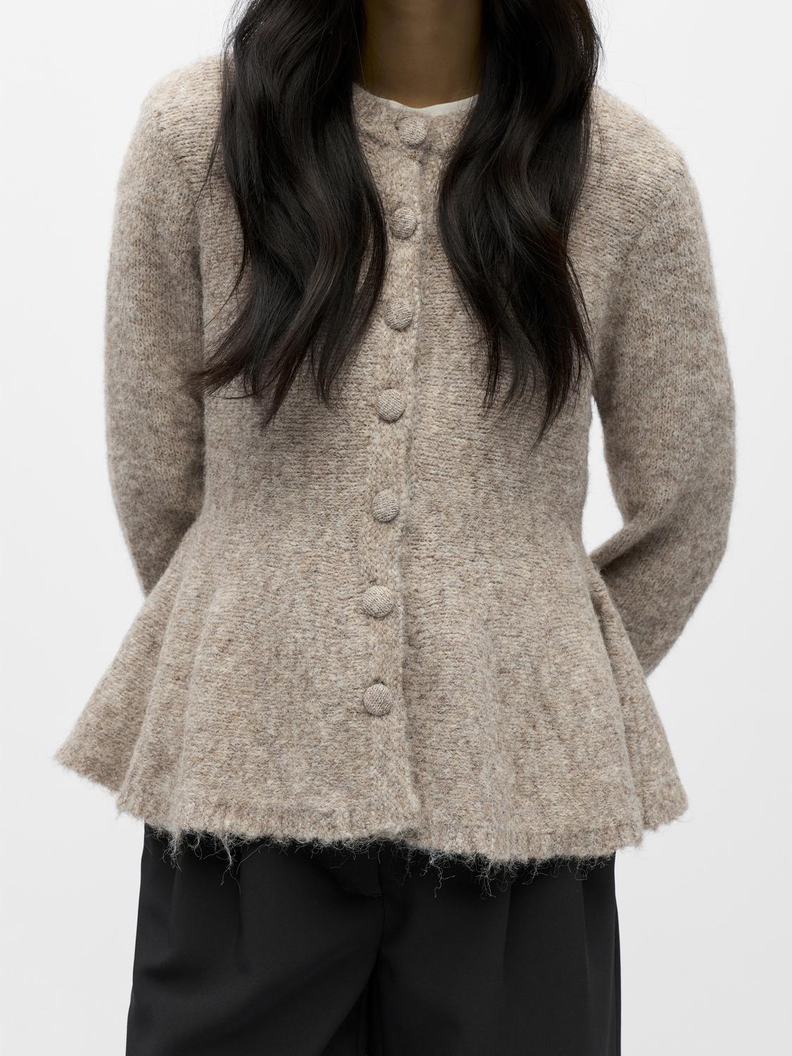 model_shot-detail